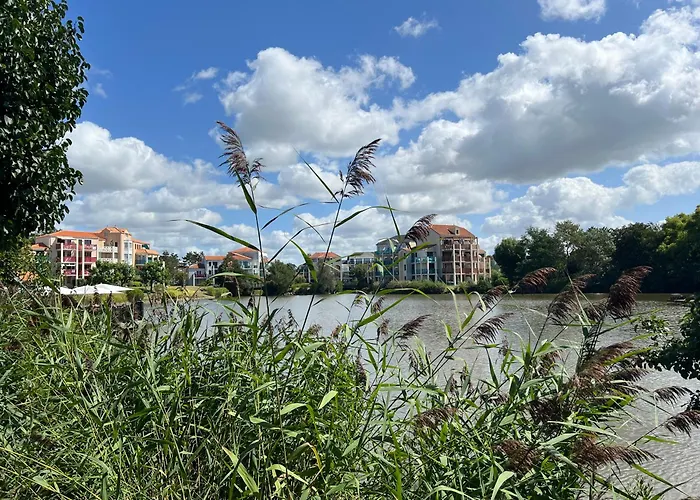 Coco 2 Adultes Et 2 Enfants Avec Terrasse Vue Sur Le Et Acces Parc Aquatique Gratuit Apartmán *