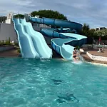 Coco 2 Adultes Et 2 Enfants Avec Terrasse Vue Sur Le Et Acces Parc Aquatique Gratuit * Talmont-Saint-Hilaire