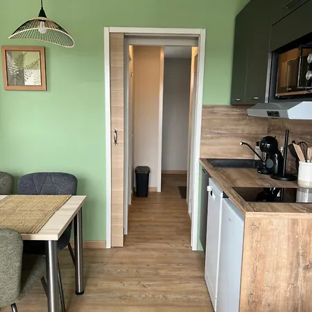 Coco 2 Adultes Et 2 Enfants Avec Terrasse Vue Sur Le Et Acces Parc Aquatique Gratuit Apartment Talmont-Saint-Hilaire