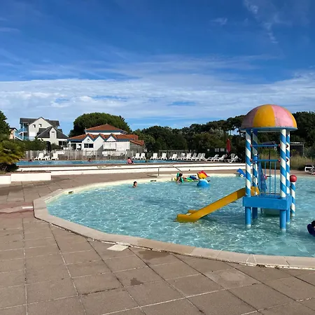Appartement Coco 2 Adultes Et 2 Enfants Avec Terrasse Vue Sur Le Et Acces Parc Aquatique Gratuit *
